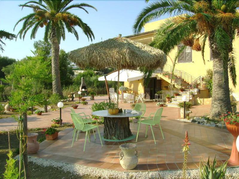 Villa Dei Giardini San Leone Luaran gambar
